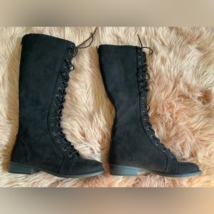 New American eagle high laced boots